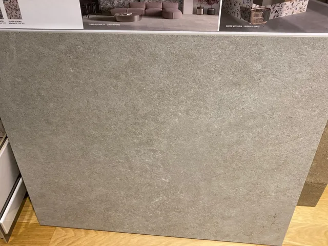 Feinsteinzeug: Materialbeispiel aus unserer Auswahl