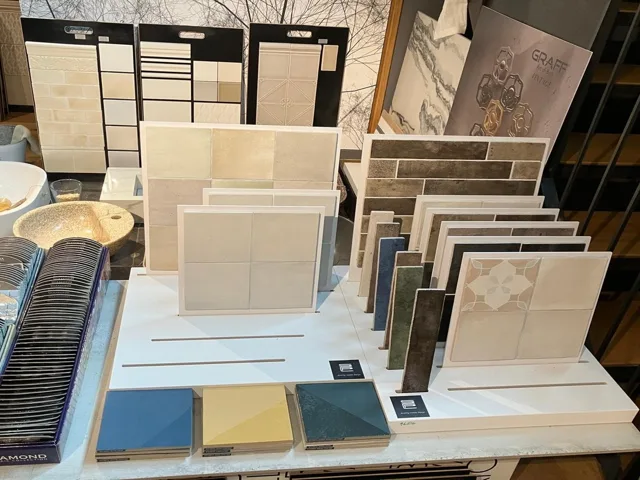 Kleinteilige Fliesen: Materialbeispiel aus unserer Auswahl