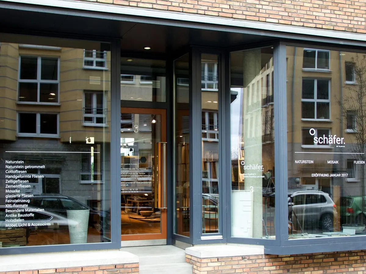 Außenansicht der Galerie in Frankfurt-Sachsenhausen