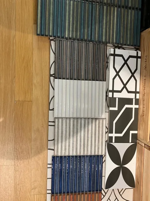 Kleinteilige Fliesen: Materialbeispiel aus unserer Auswahl